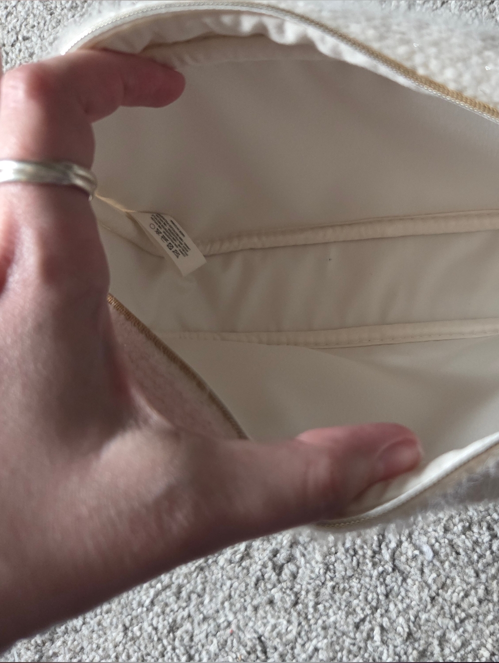 NWOT CHANEL Beauté Tweed Travel Cosmetics Pouch - Picture 9 of 14